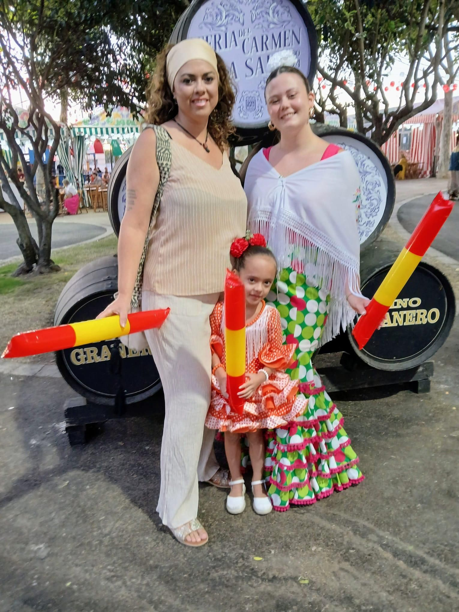 Así se ha vivido el triunfo de España desde la Feria de San Fernando: búscate en las imágenes