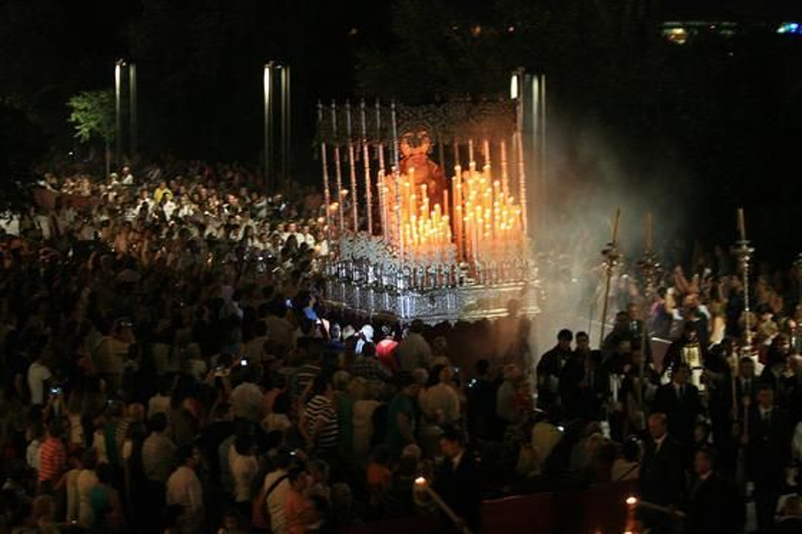 Diez años del Vía Crucis Magno en Córdoba: las mejores imágenes de este gran acto