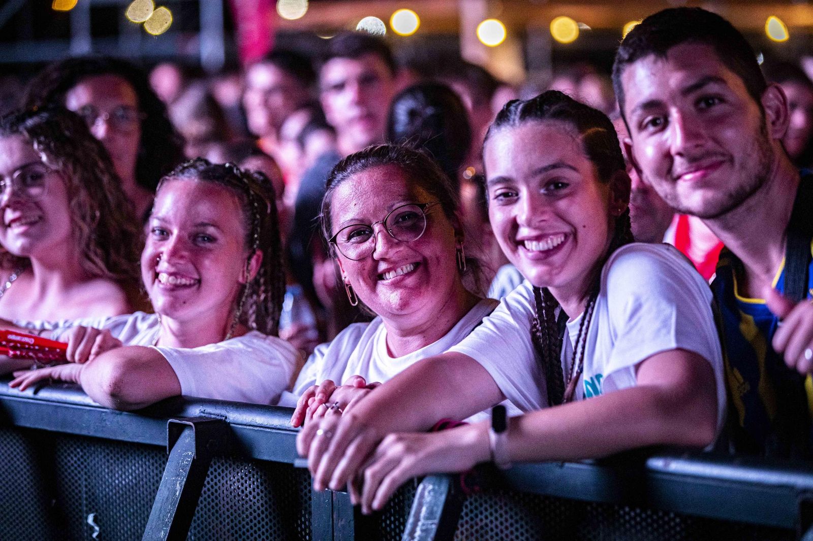 Búscate en las fotos del concierto de Melendi en Cádiz