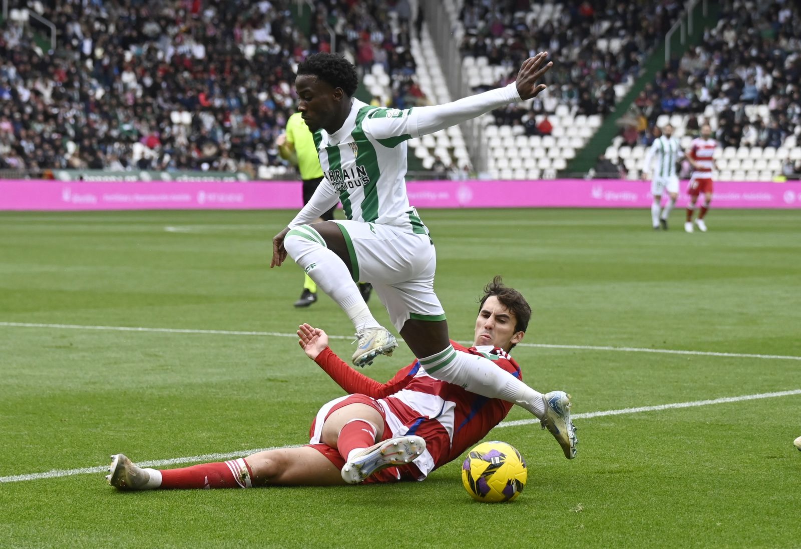 Las mejores imágenes del derbi Córdoba-Granada