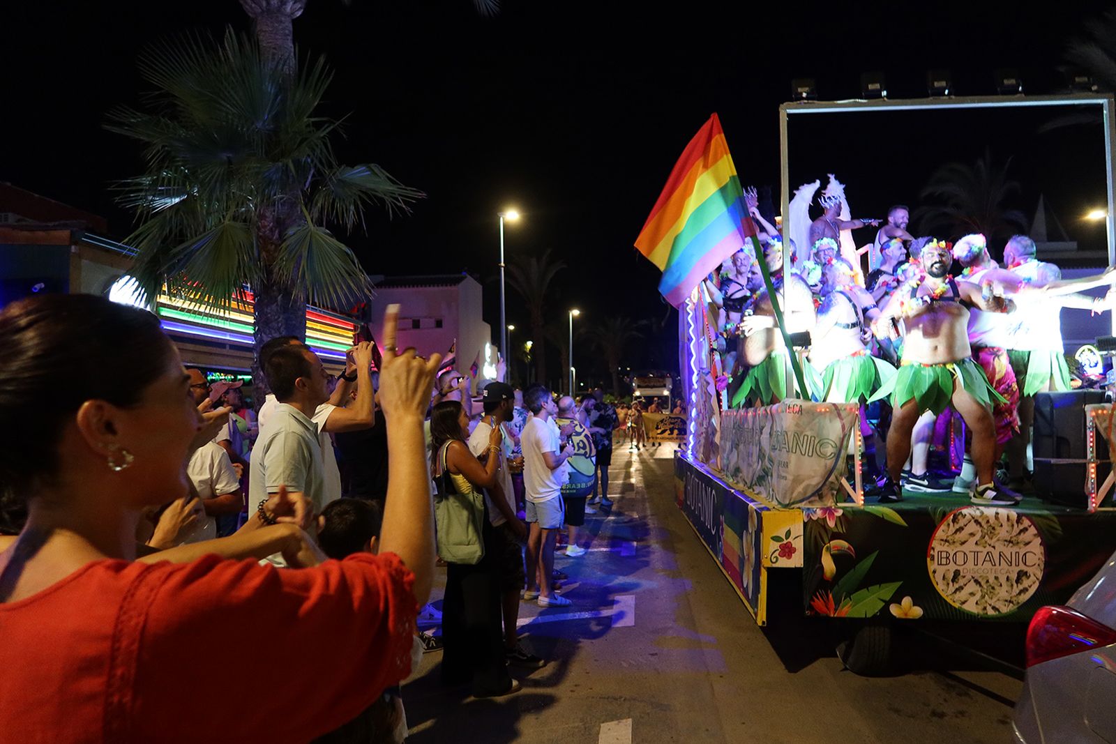 El desfile del Orgullo LGTBIQ de Vera Playa, en imágenes