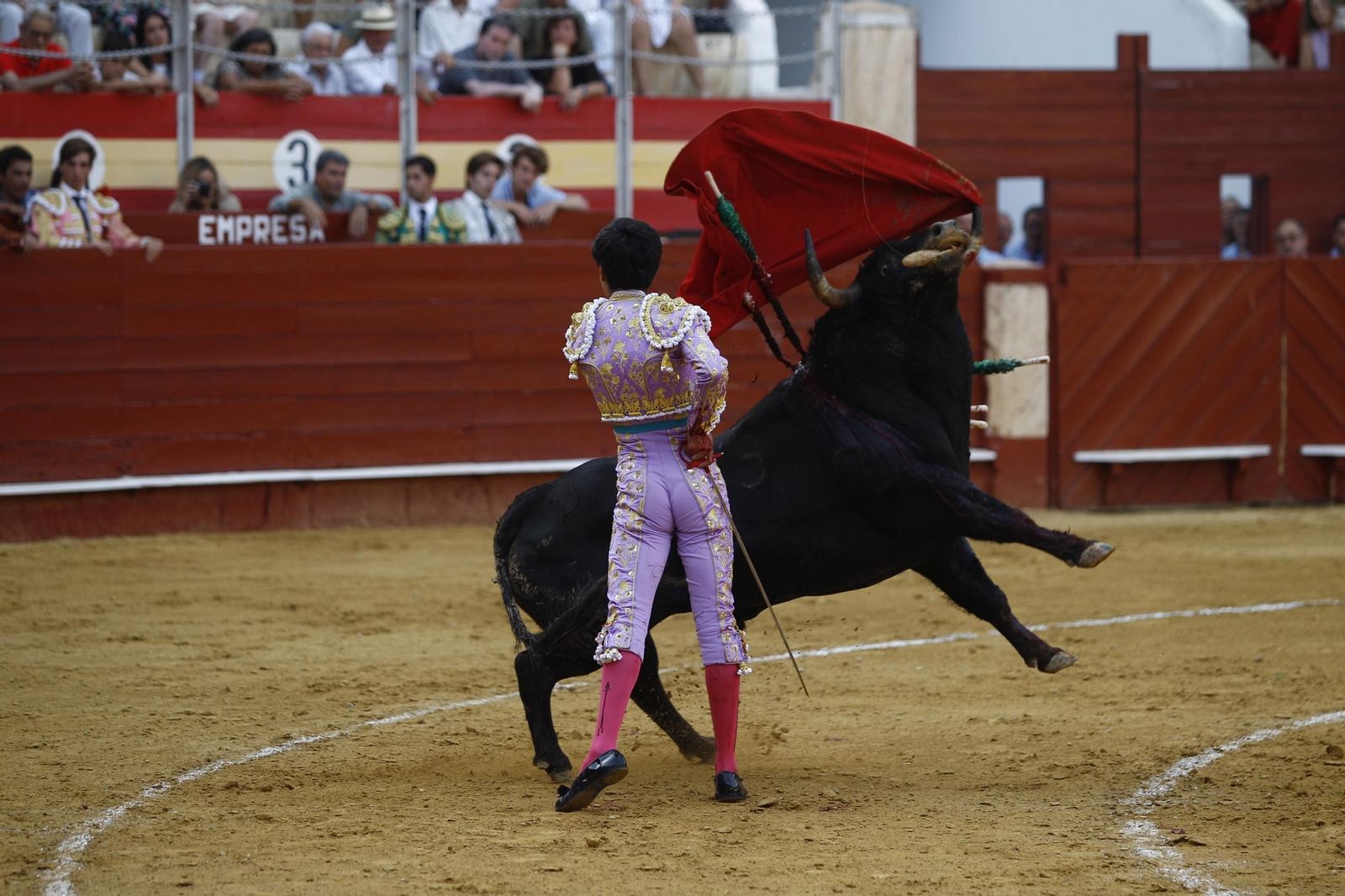 Imágenes de la novillada de la Feria de Almería 2025