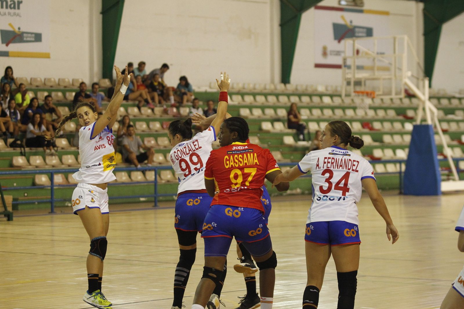 Fotogalería 'guerreras de balonmano'. Entrenamiento Selección Española