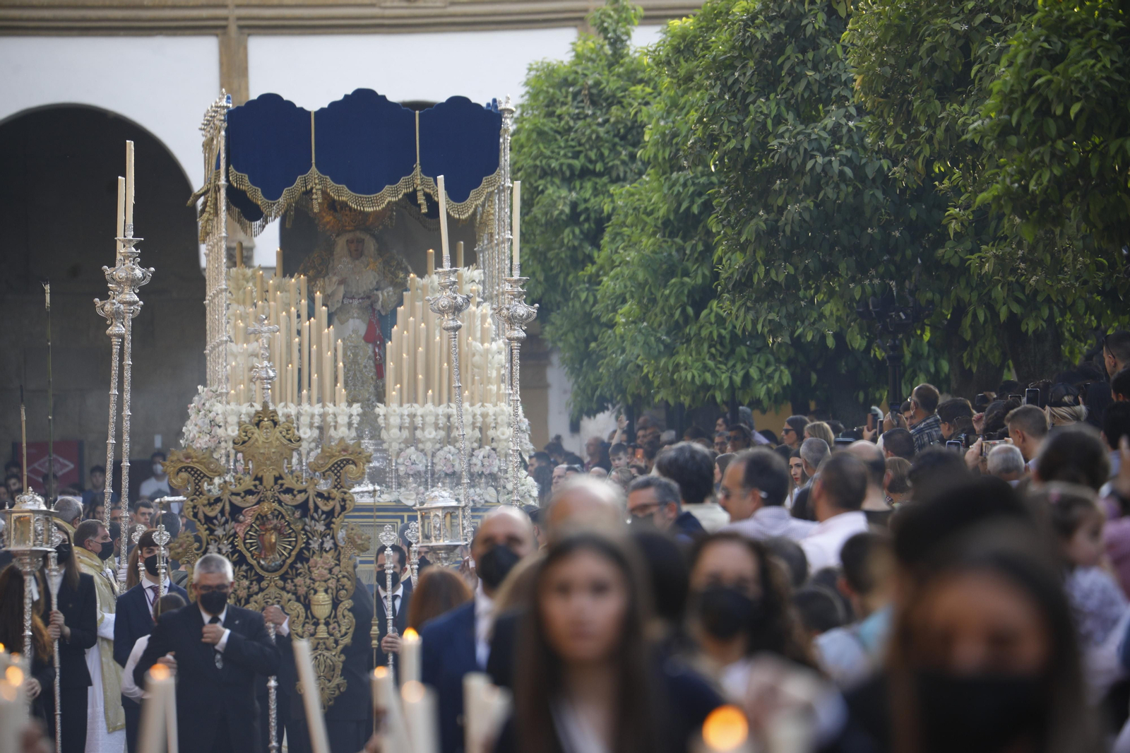 El traslado de la hermandad de la Estrella de Córdoba, en imágenes