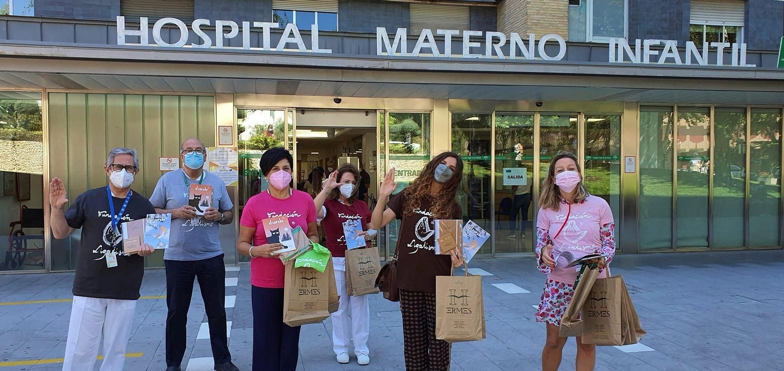 Imagen de algunos de los participantes que llevan a cabo la iniciativa.