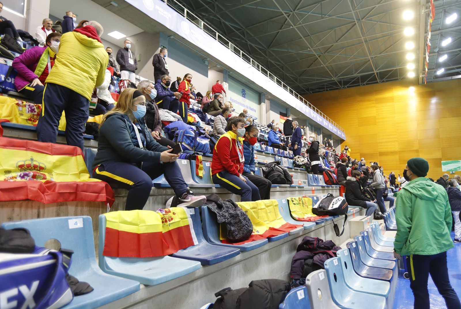 Imágenes del primer día de competición del Mundial senior de bádminton de Huelva 2021