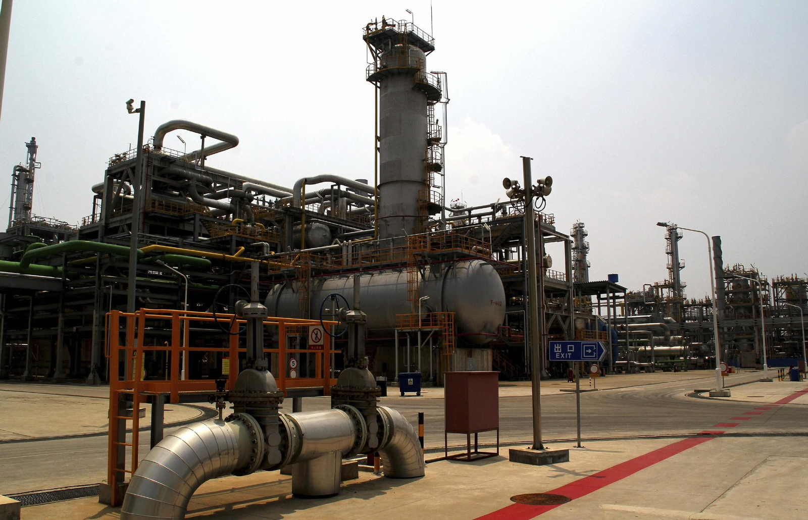 Planta de Moeve Chemicals en Shangái, China Planta de Moeve Chemicals en Shangái, China