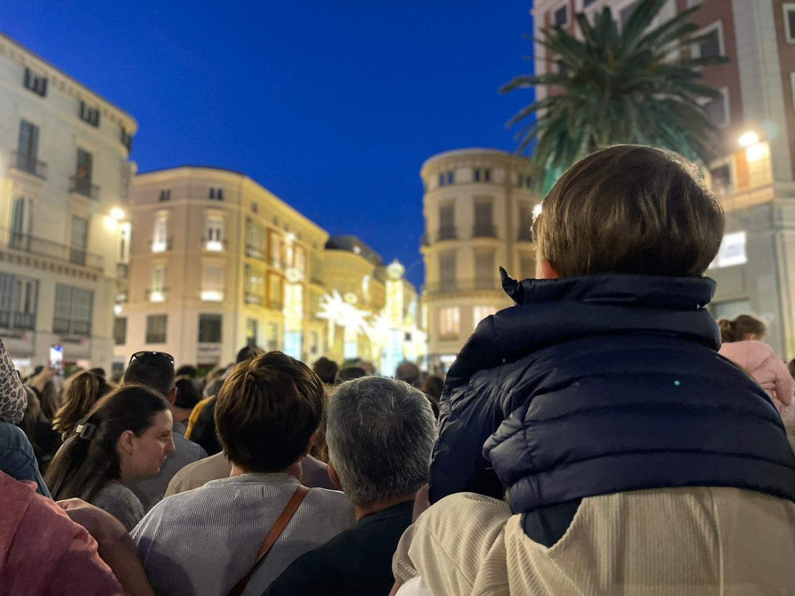 Encendido del alumbrado de calle Larios el sábado 6 de diciembre, Día de la Constitución