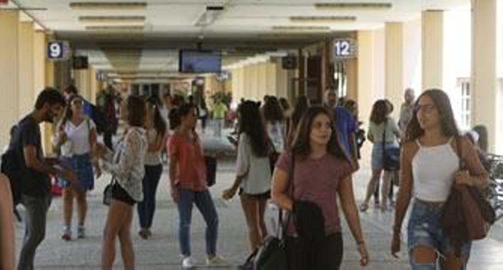 Las mujeres lideran ocho de las diez carreras más solicitadas Las mujeres lideran ocho de las diez carreras más solicitadas