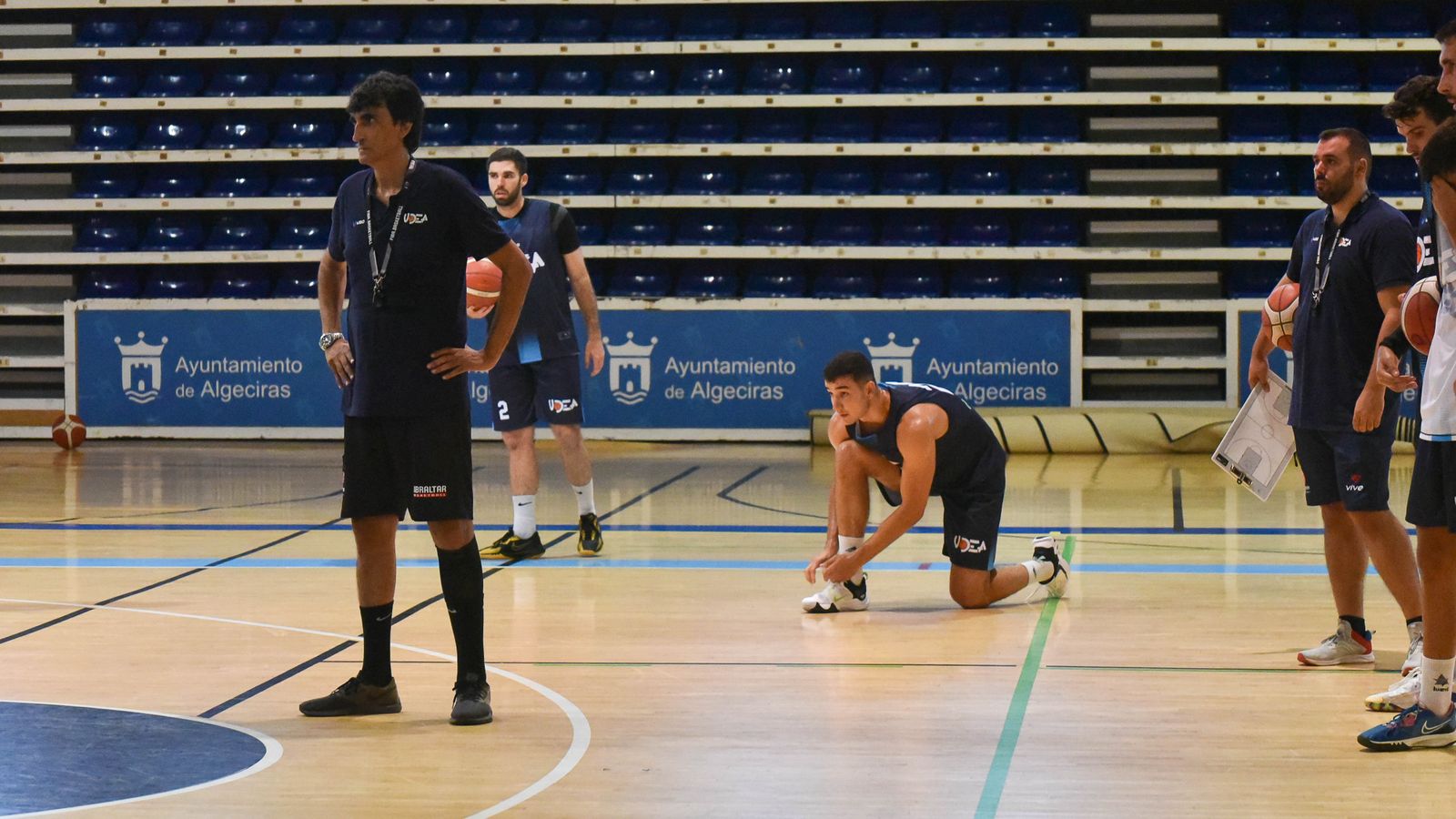 Las fotos del primer entrenamiento del UDEA 2023-24