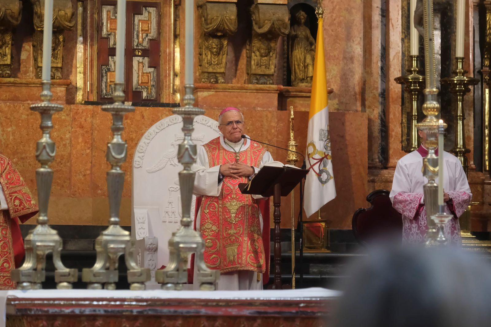 Domingo de Ramos en Córdoba 2023: la misa de la bendición de las palmas en la Catedral, en imágenes