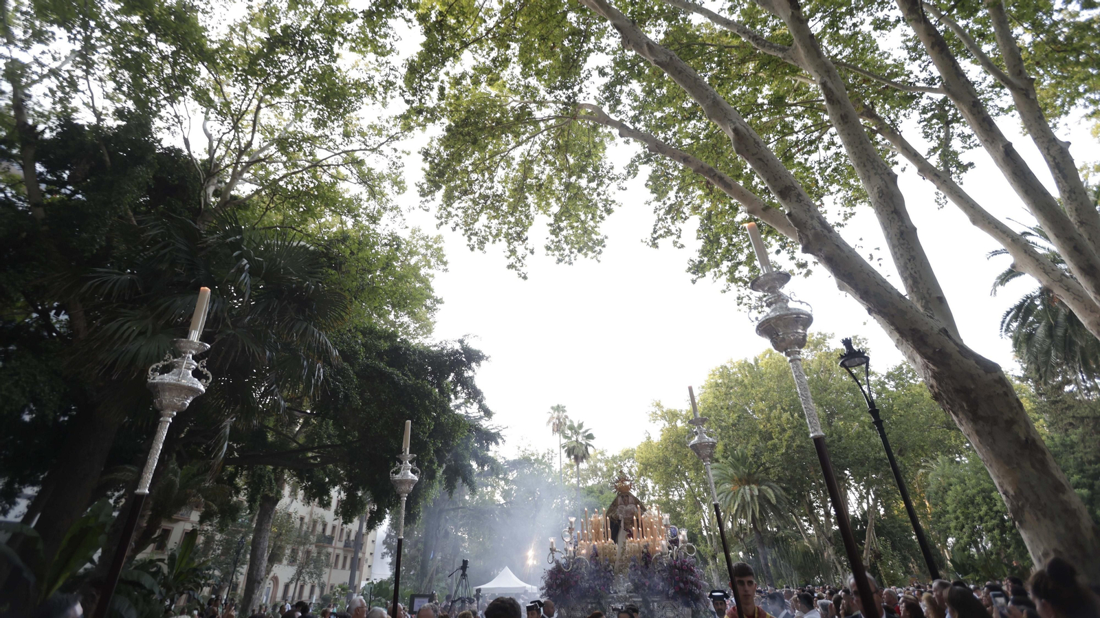 La Magna Mariana de Algeciras por el Parque María Cristina, en imágenes