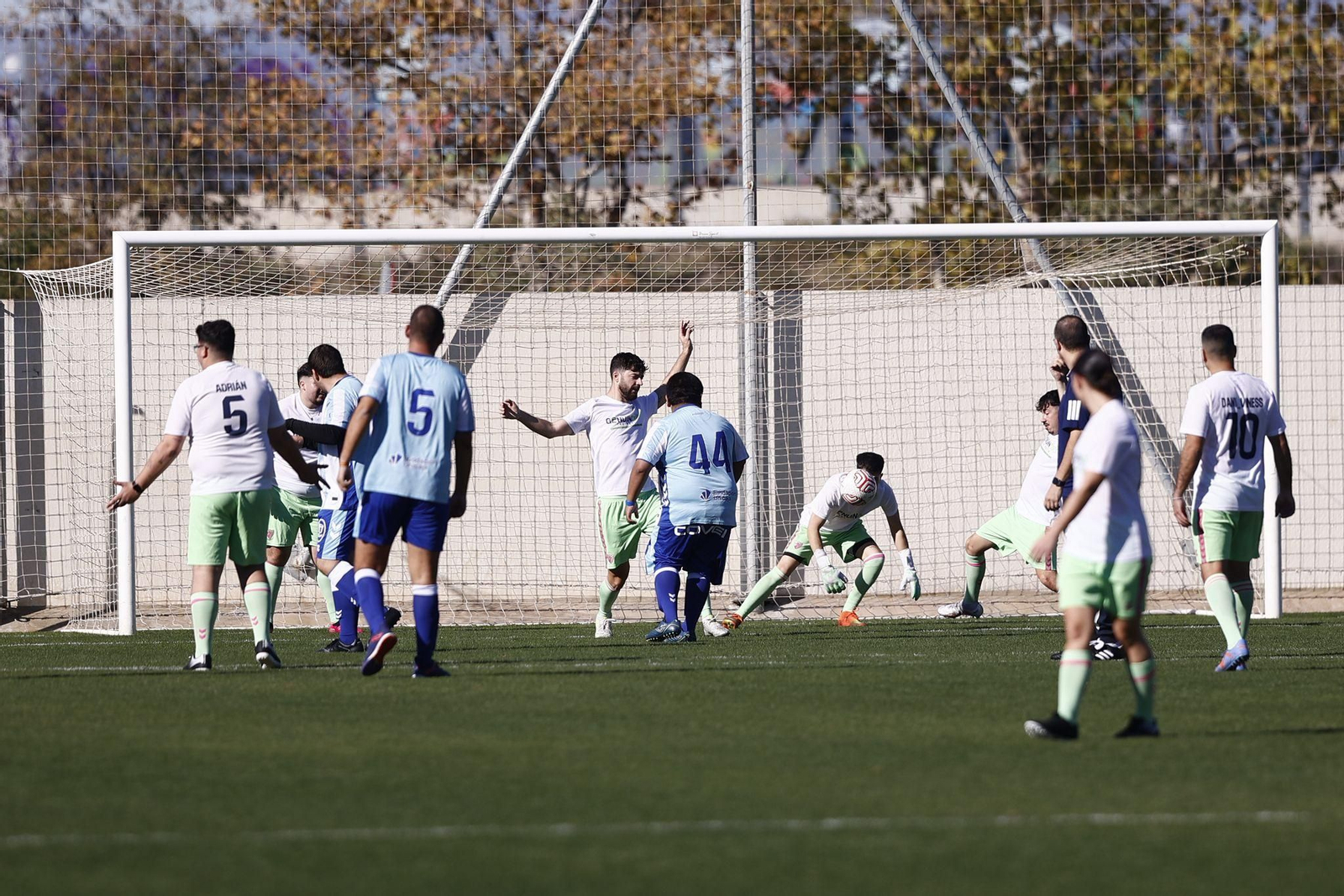 El Málaga CF Genuine se impone a la selección malagueña de influencers