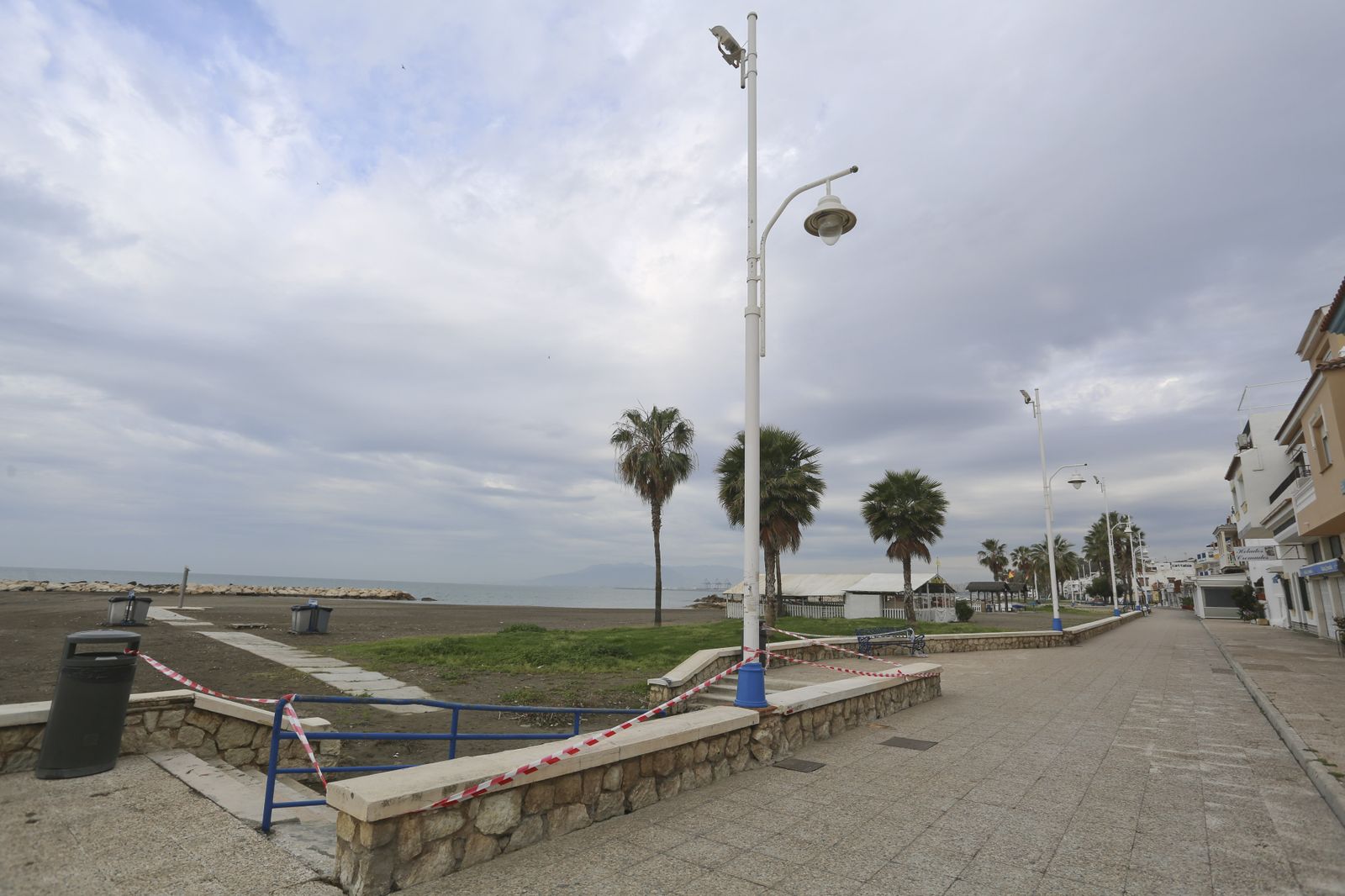 Coronavirus en Málaga: El desierto de Pedregalejo, en fotos