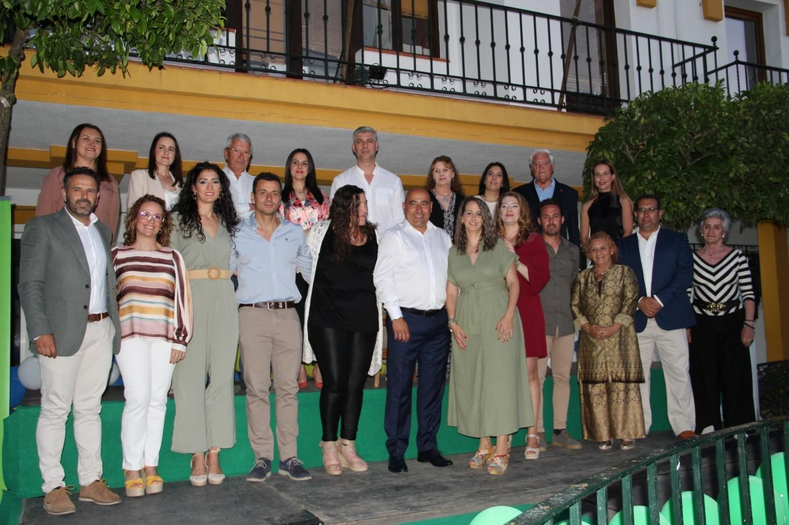 Muriel con su equipo.