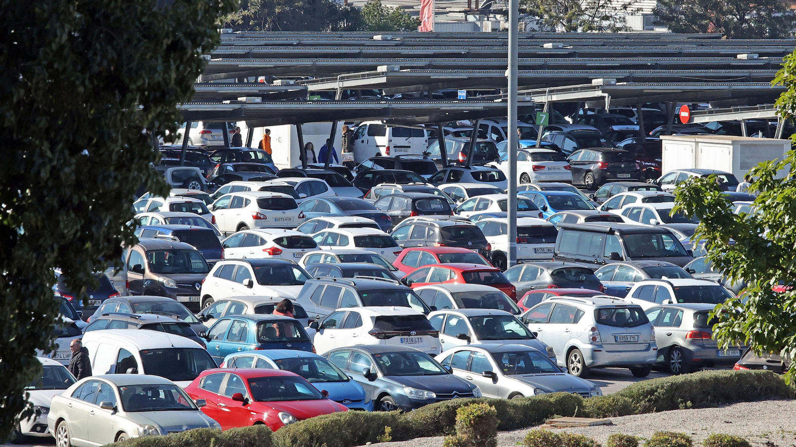 Comercios llenos por las rebajas en Jerez