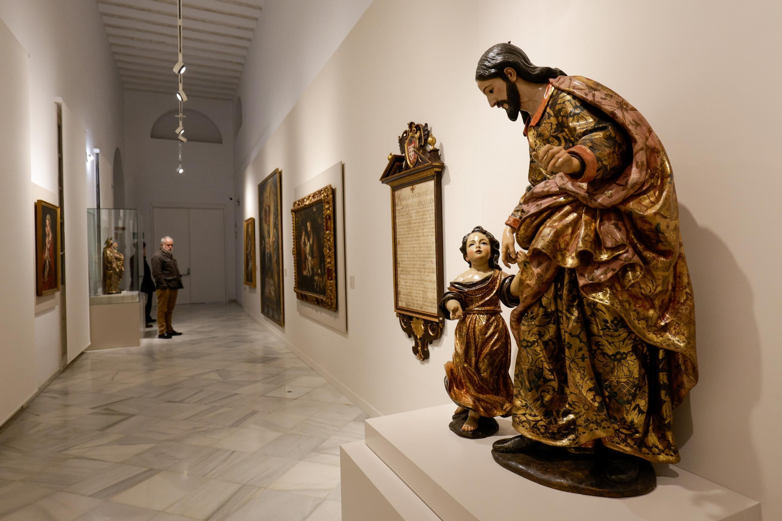 Las imágenes de la inauguración de la exposición permanente 'Patrimonio Histórico de la Diputación de Sevilla 1500-1900 Arte y Beneficencia'