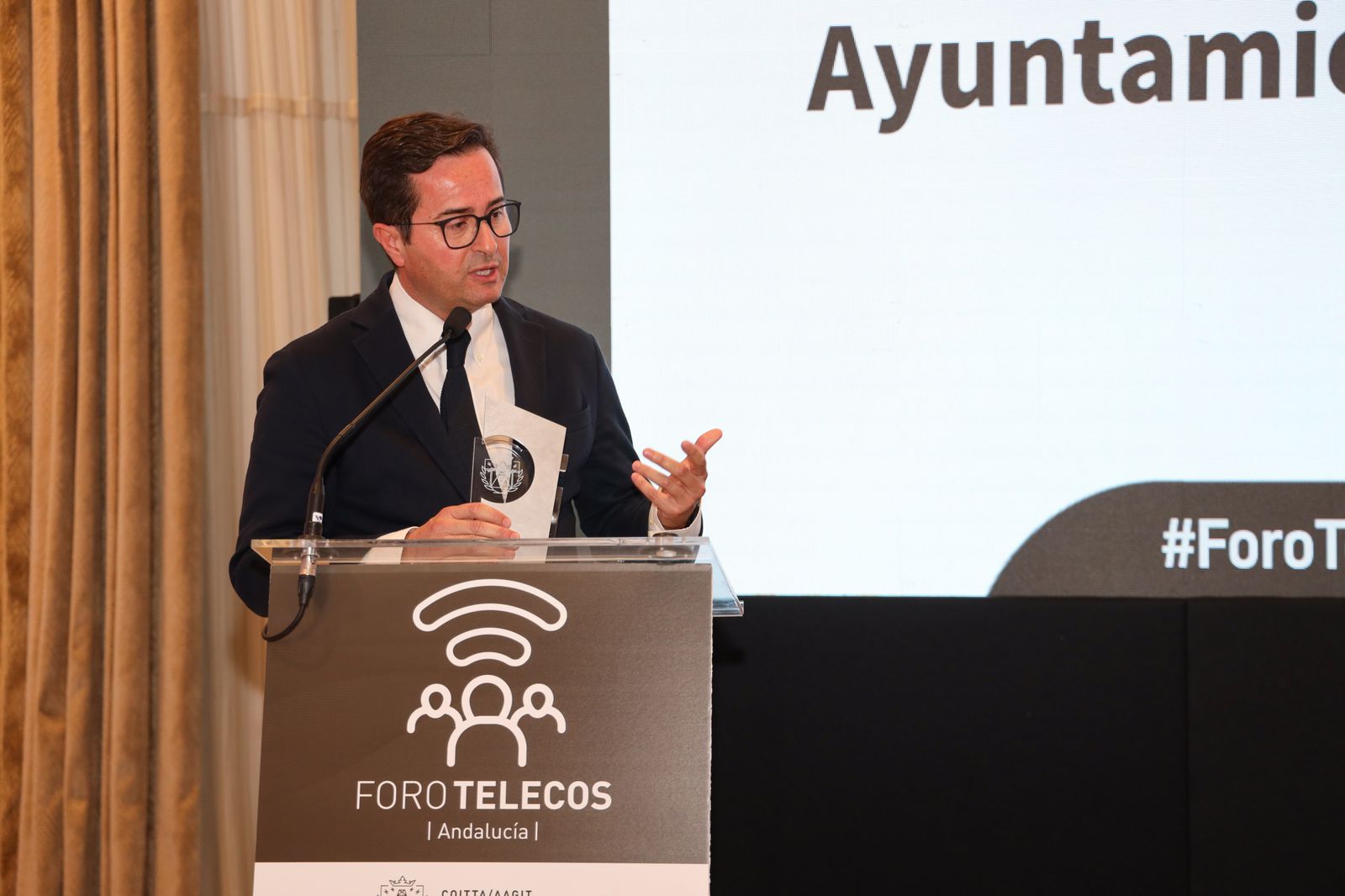 El Ayuntamiento de El Ejido recibe el Premio Ingenio Ciudad Inteligente por su proyecto de Smart City y Videovigilancia