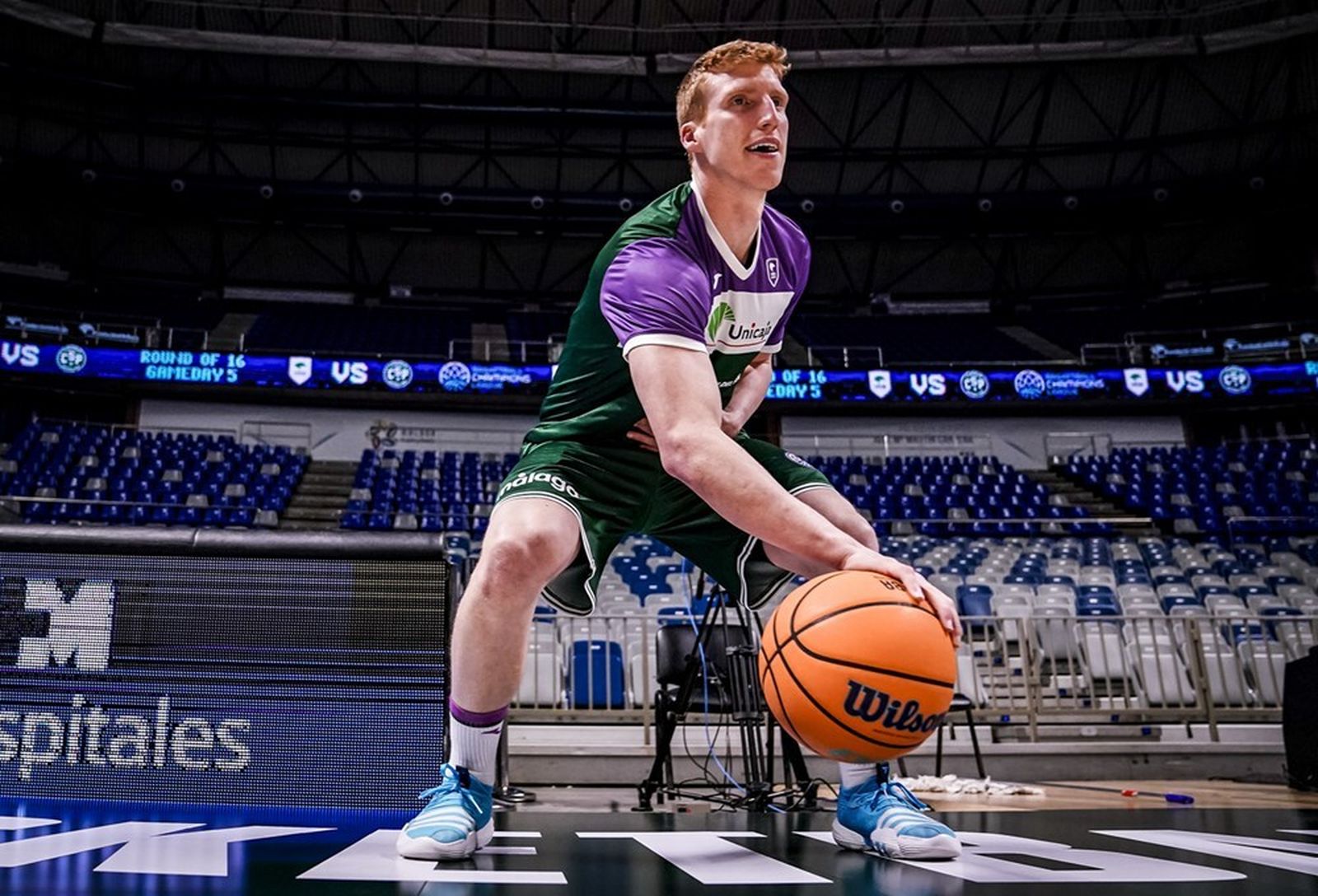 Alberto Díaz, en el calentamiento del Unicaja-Limoges
