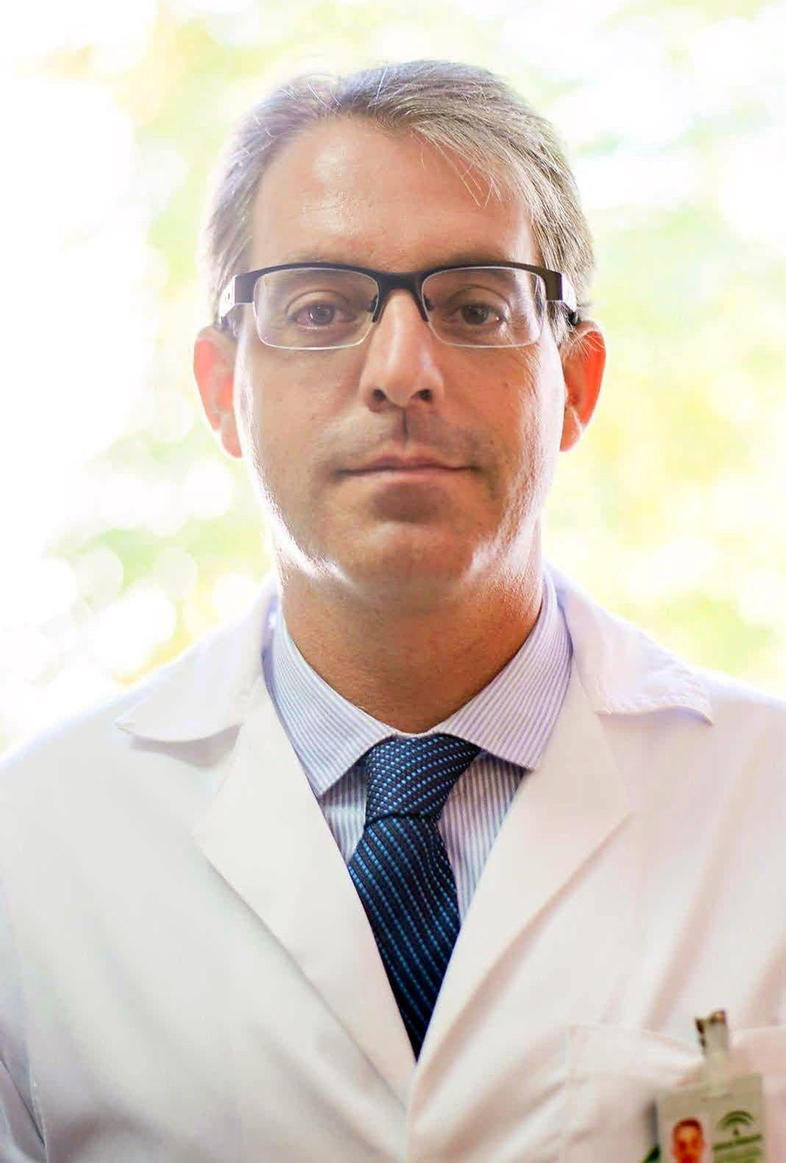 El responsable de la Unidad de Dolor Crónico del Hospital Universitario de Valme, el Dr. Ángel Martínez Navas.