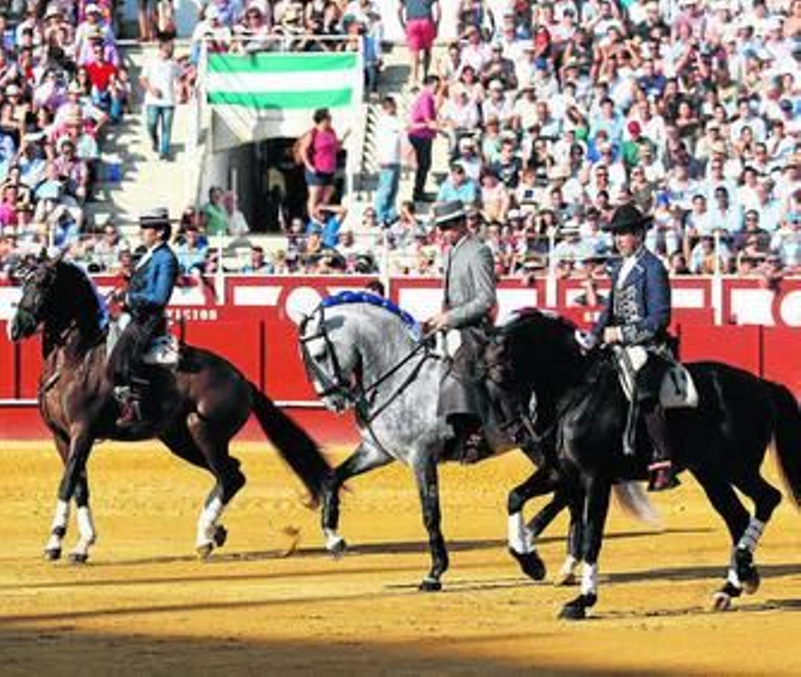 Último paseíllo de la Feria de Málaga.