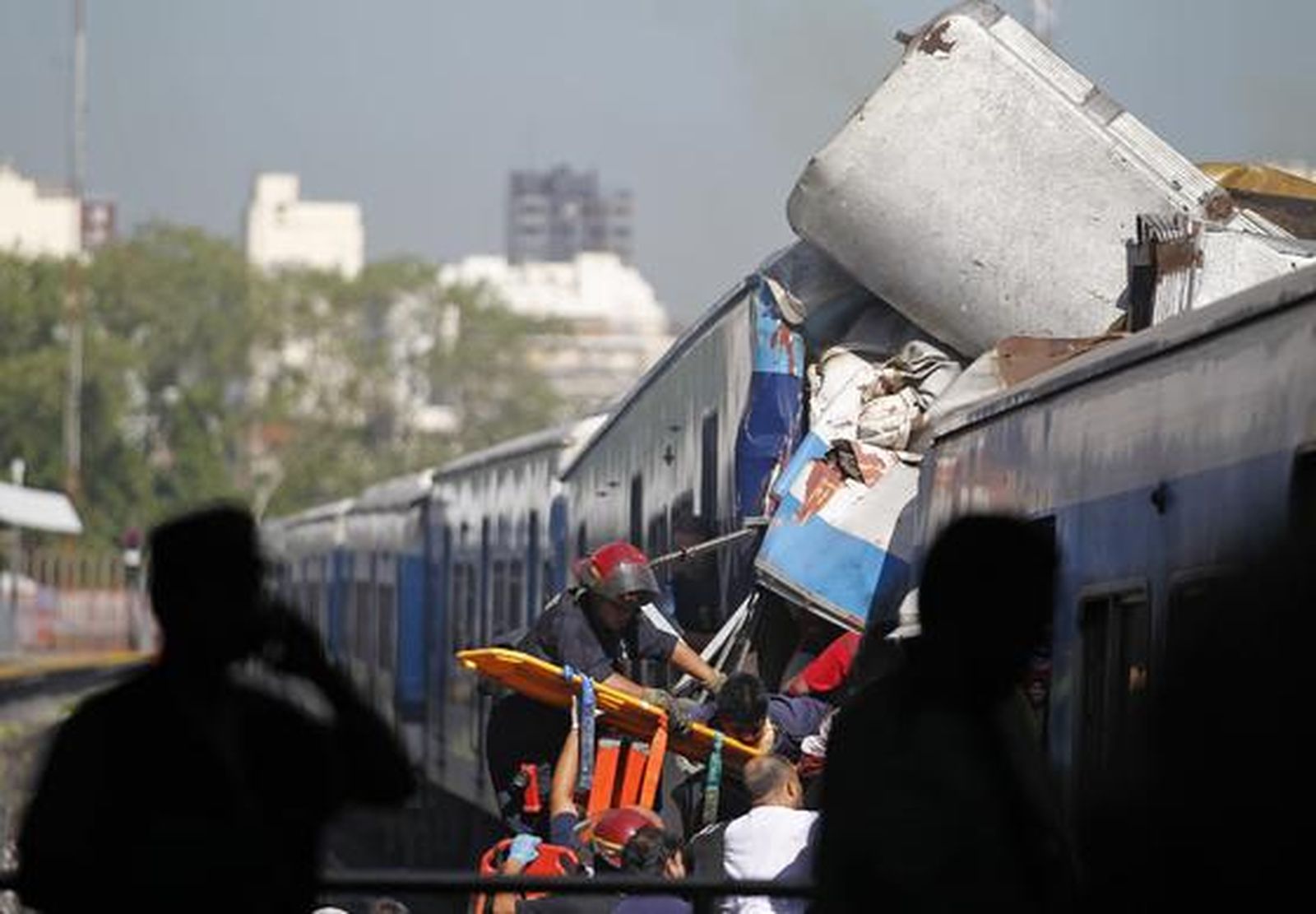 Un accidente cerca de Buenos Aires origina cientos de heridos y un gran número de muertos.

Foto: AFP Photo/ Reuters