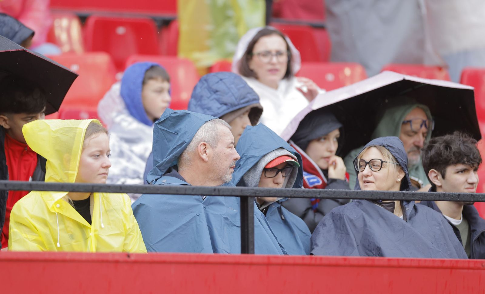 Búscate en las fotos del Sevilla FC - Levante