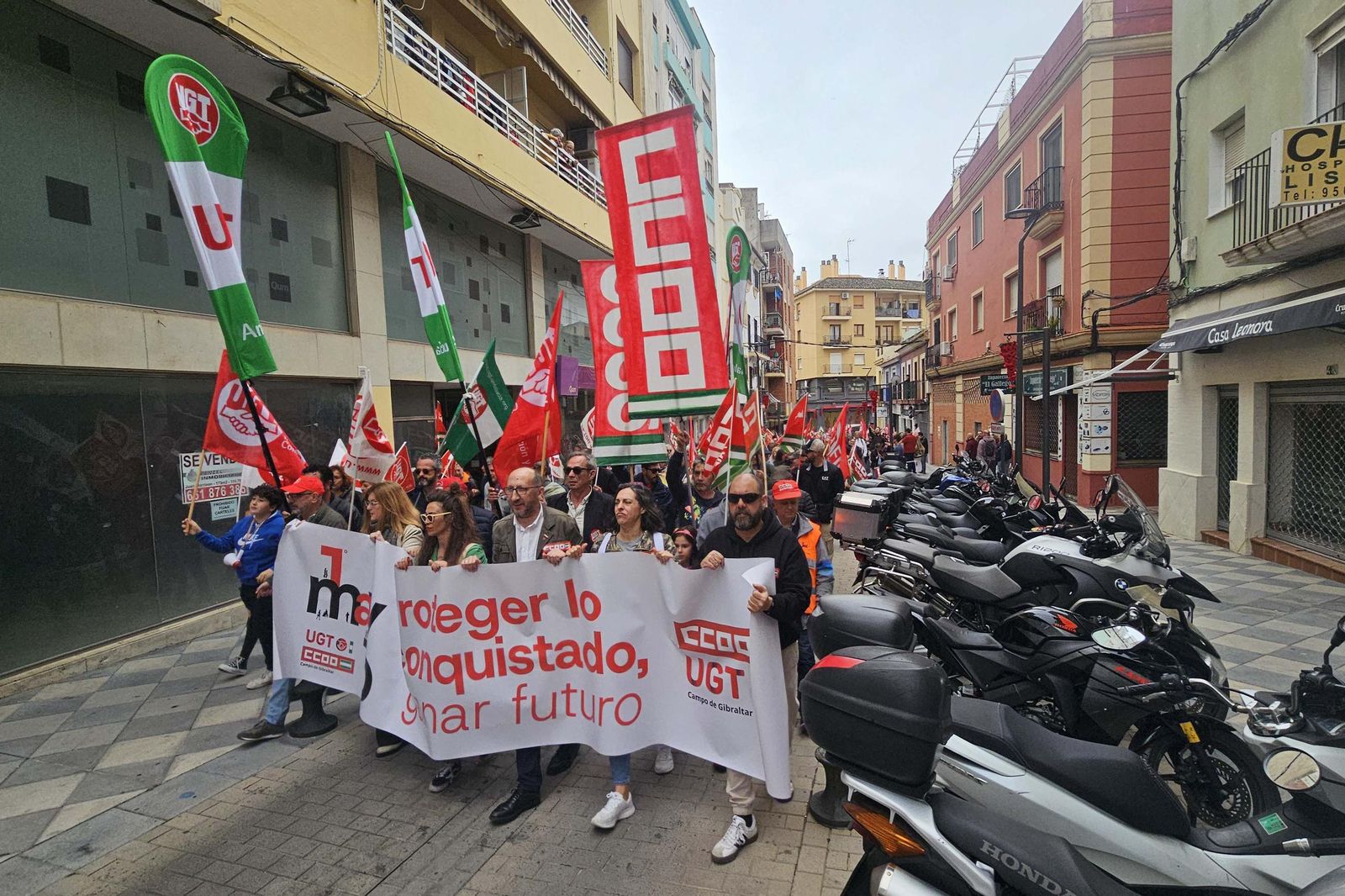 Fotos de la manifestación del Primero de Mayo en Algeciras