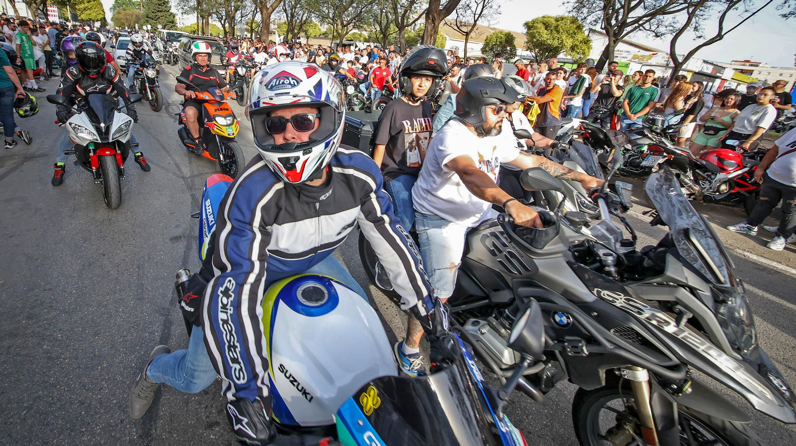 La gran fiesta motera inunda Jerez