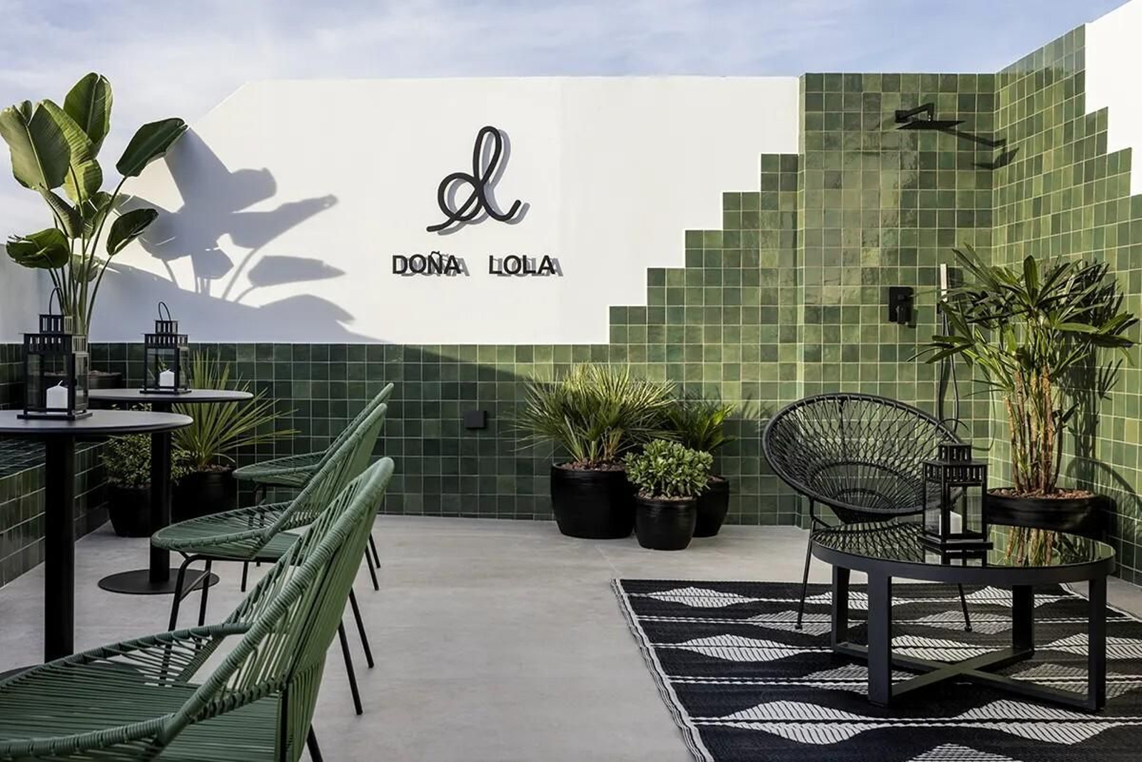 La paz y tranquilidad que se respira en sus luminosas terrazas en una de las fortalezas del establecimiento