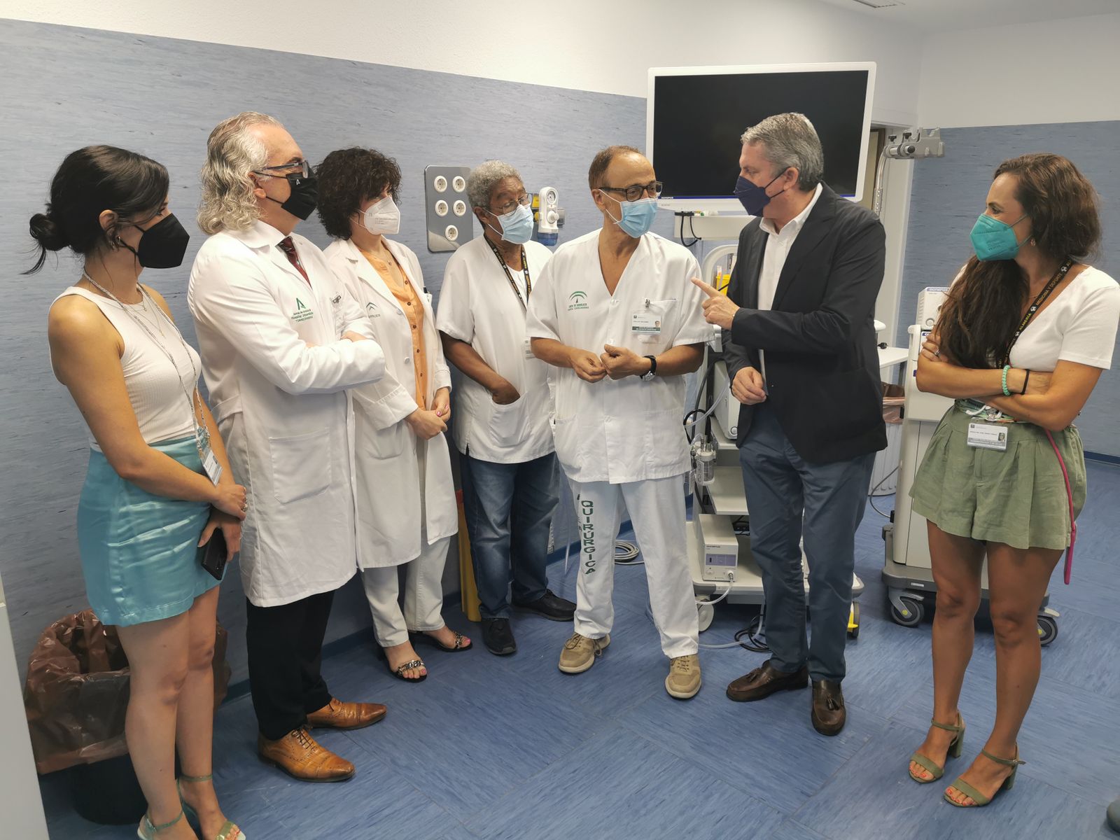 El Hospital Universitario Torrecárdenas invierte 1,6 millones de euros en nuevo instrumental para la realización de endoscopias