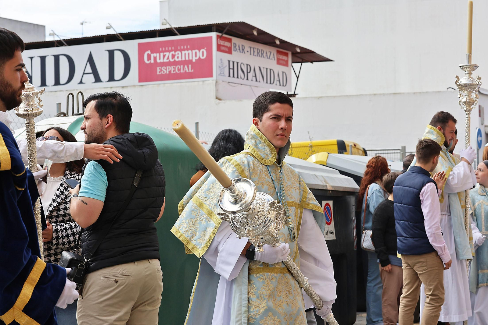 Imágenes de El Resucitado por el barrio de La Hispanidad