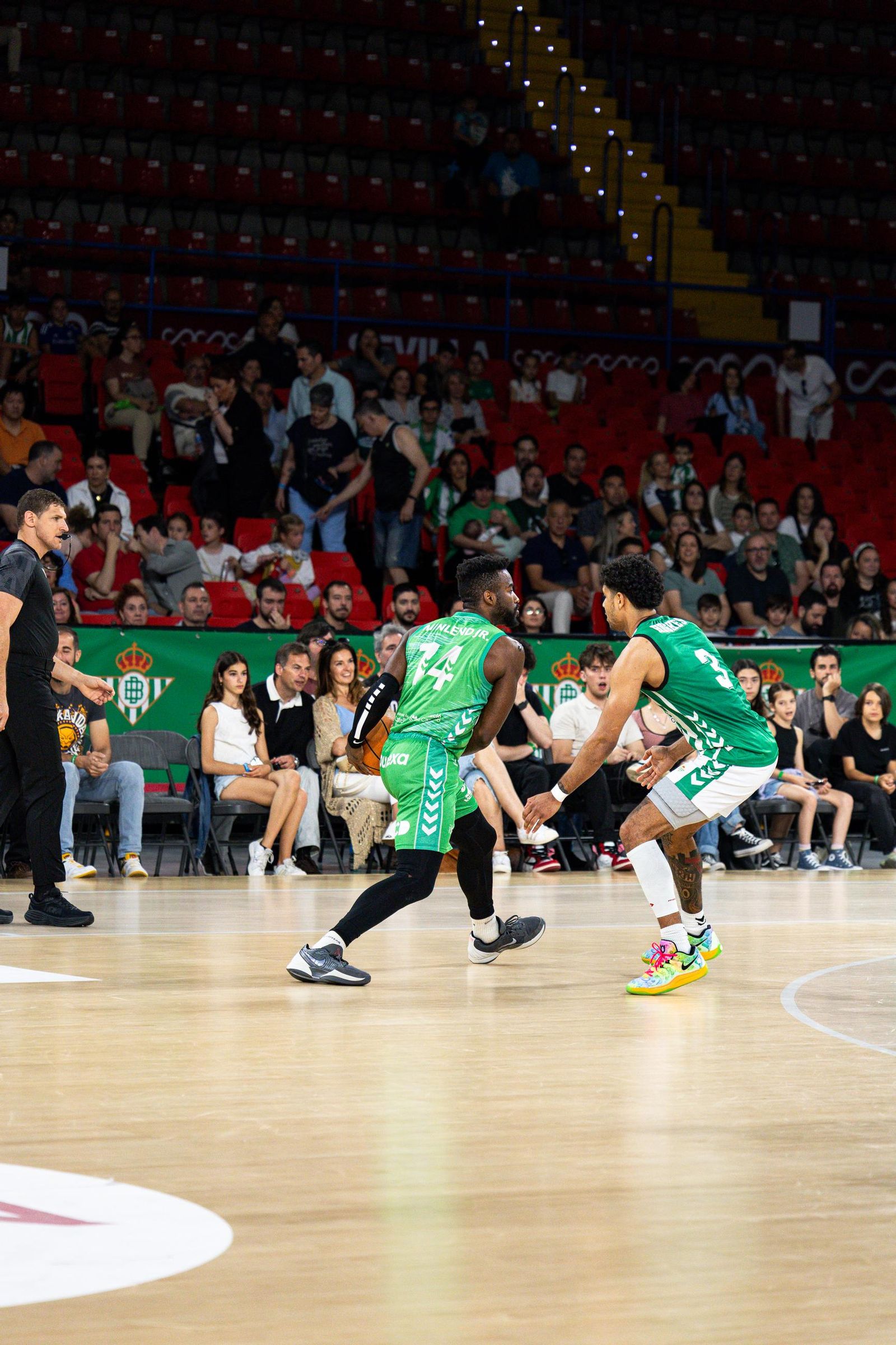 Las fotos del Betis Baloncesto - Amics Castellò