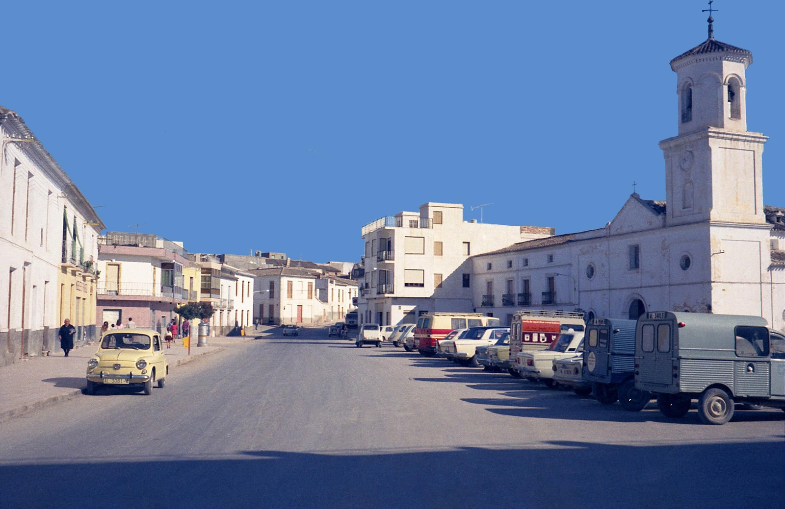 Una calle de Albox en 1975.