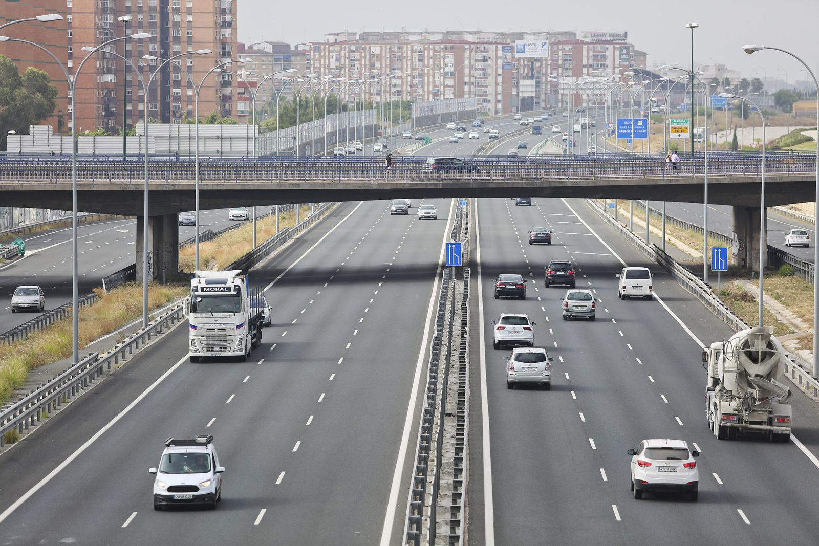 Tráfico de la ronda oeste de Málaga el pasado mes de junio.