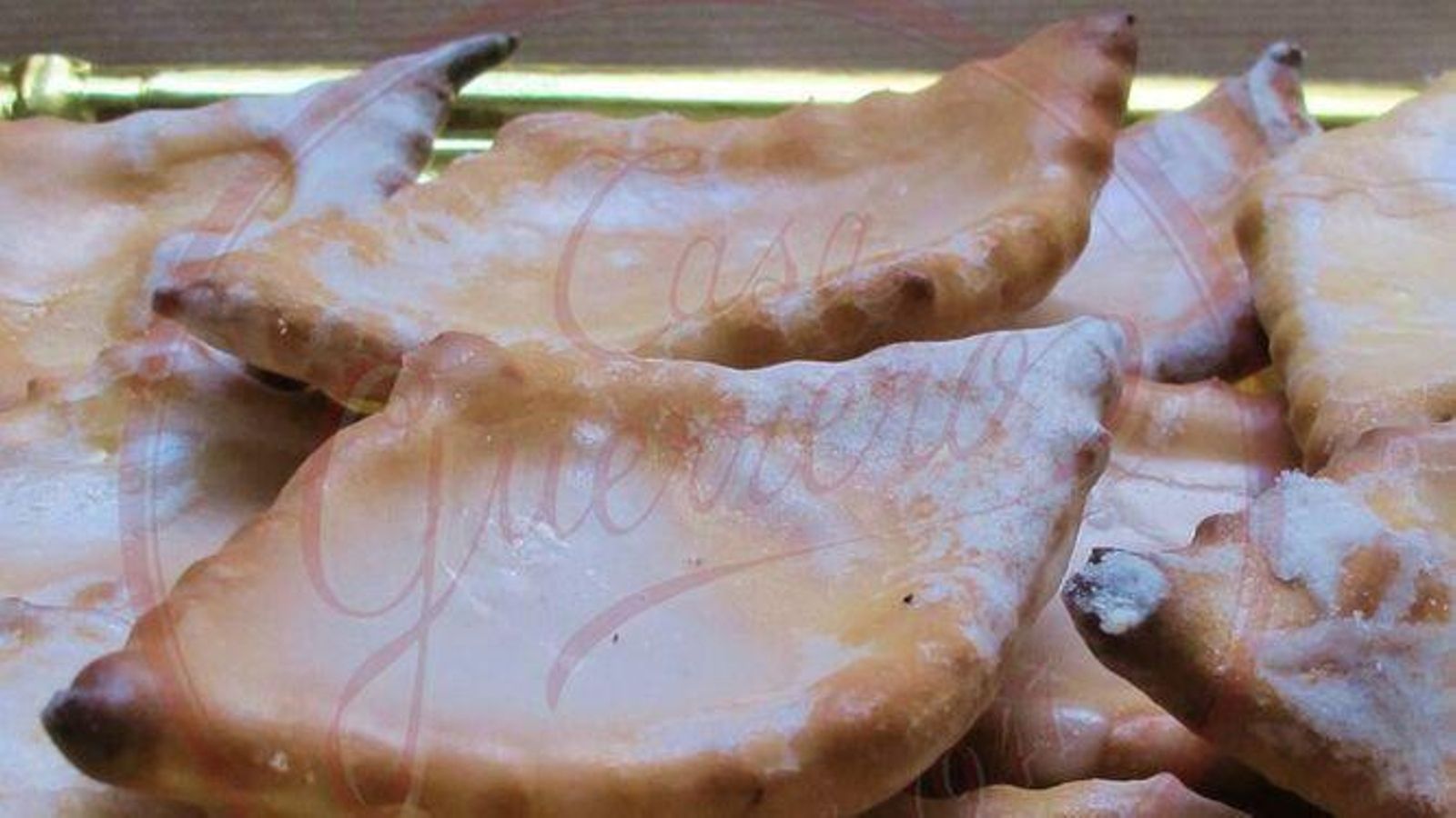 Alpisteras de bollería La Merced Casa Guerrero.