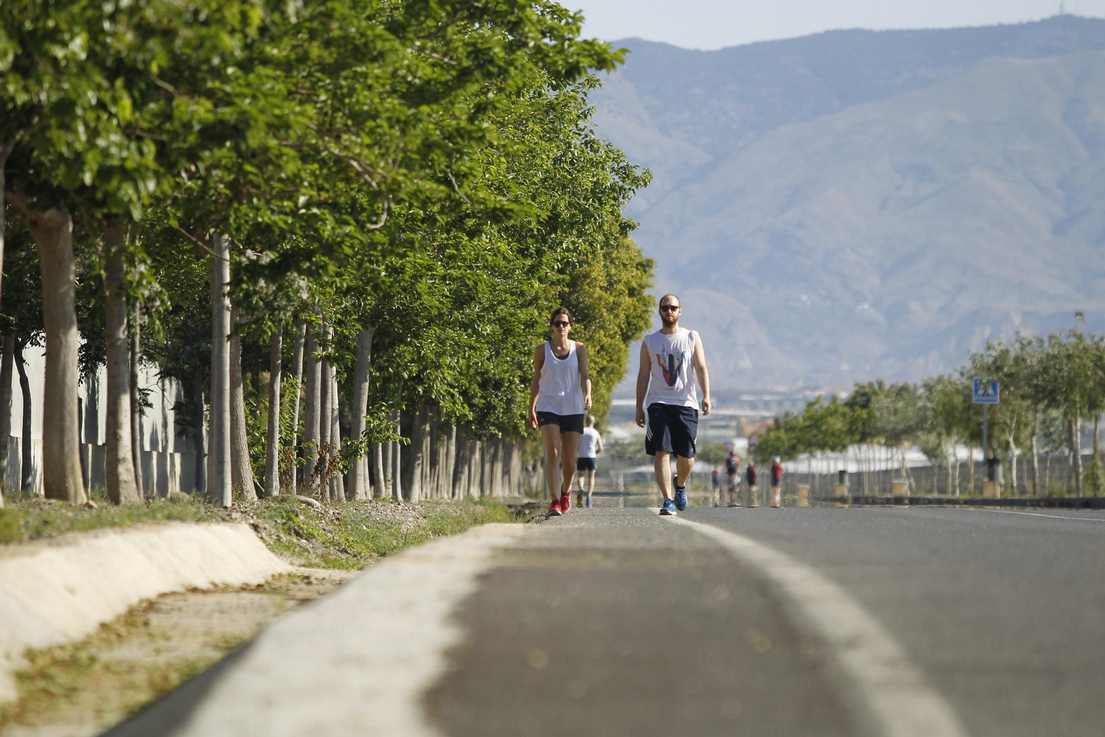 Fotogalería domingo de deporte en coronavirus. COVID-19. Almería