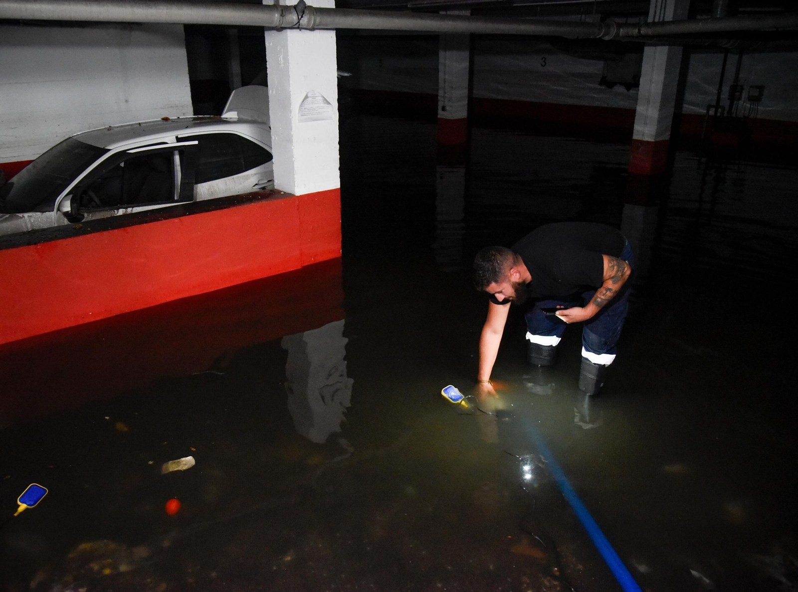 Garaje en la calle Alfonso XII inundado por las lluvias del pasado 29 de octubre.