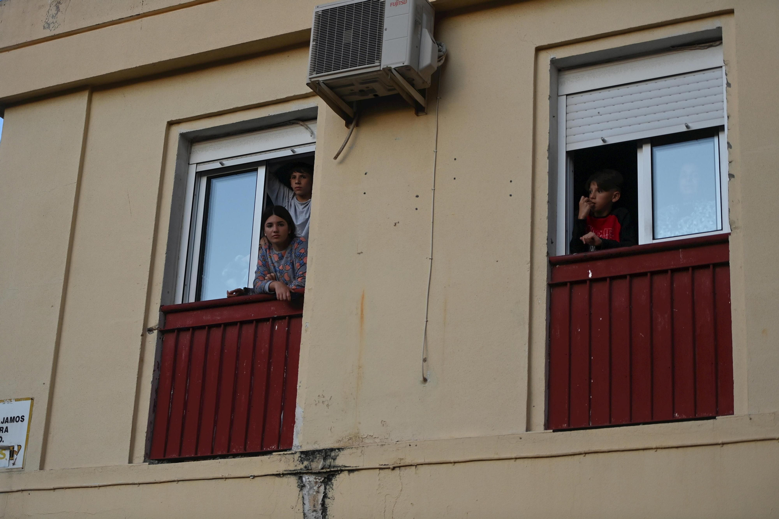 La misa del alba y el traslado del Cautivo, en fotos