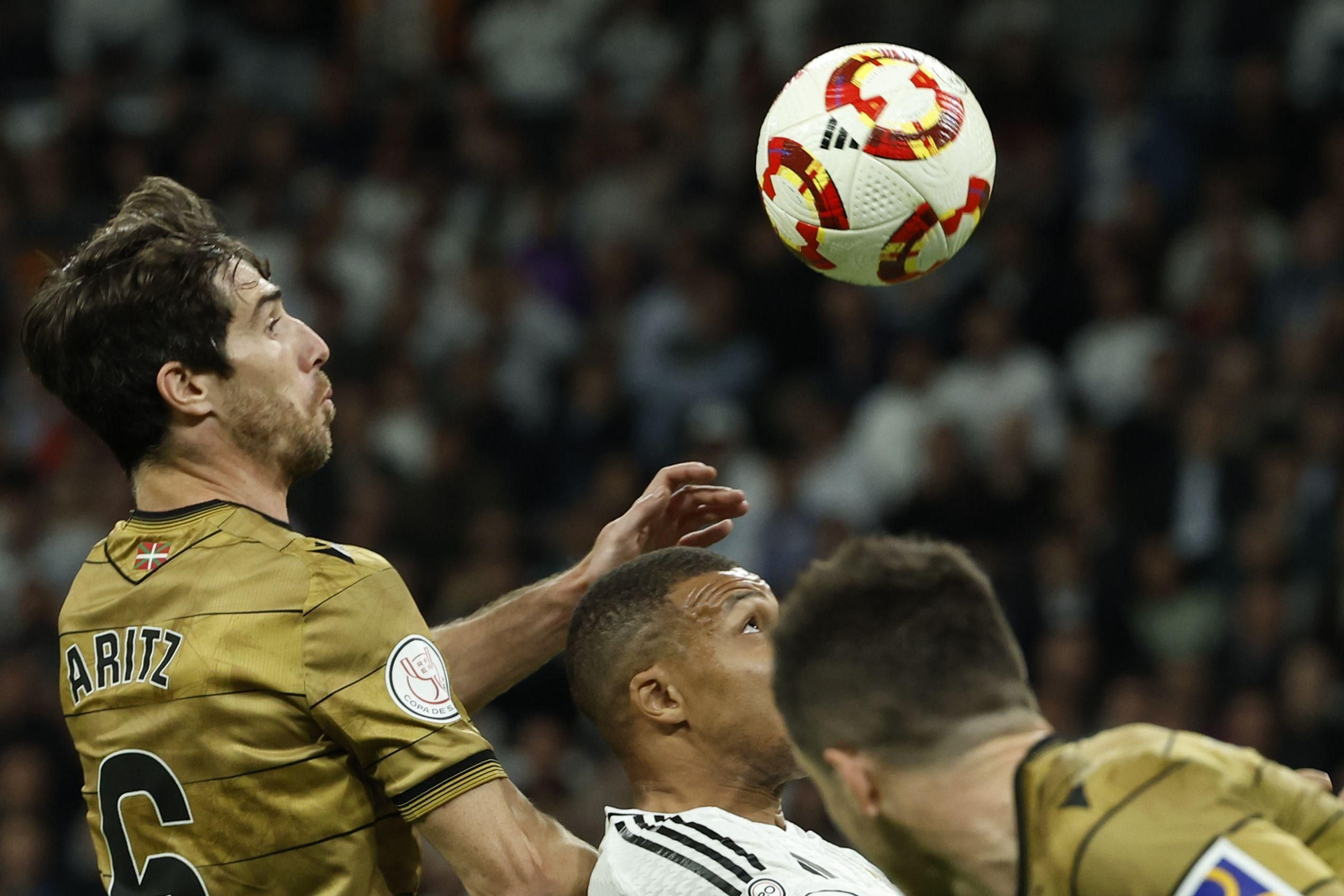 Las fotos del Real Madrid - Real Sociedad camino del Estadio de la Cartuja