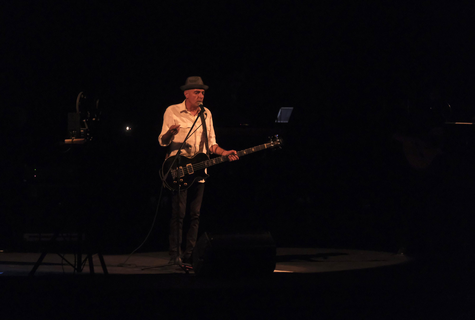 La actuación de Lagartija Nick en Cosmopoética, en imágenes.