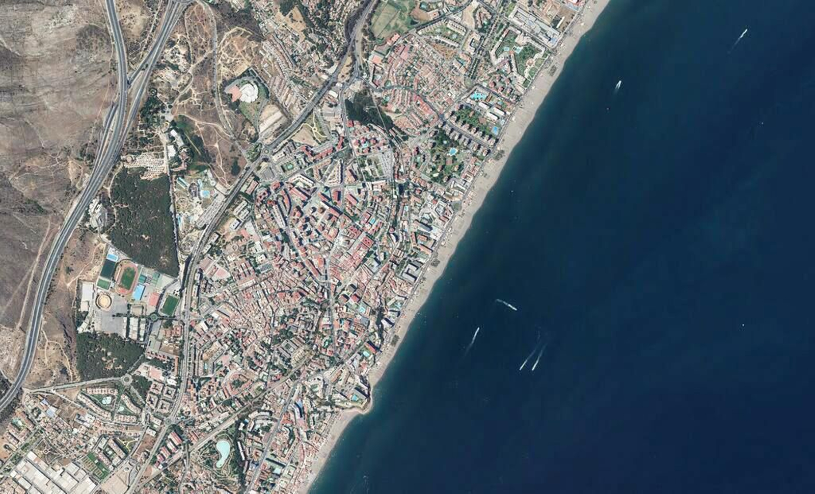 Vista aérea de las calles de Torremolinos