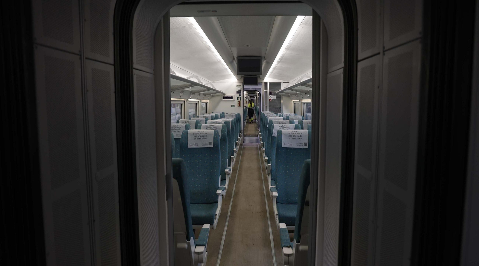 Las fotos de la llegada del primer tren Alvia a la estación de Algeciras