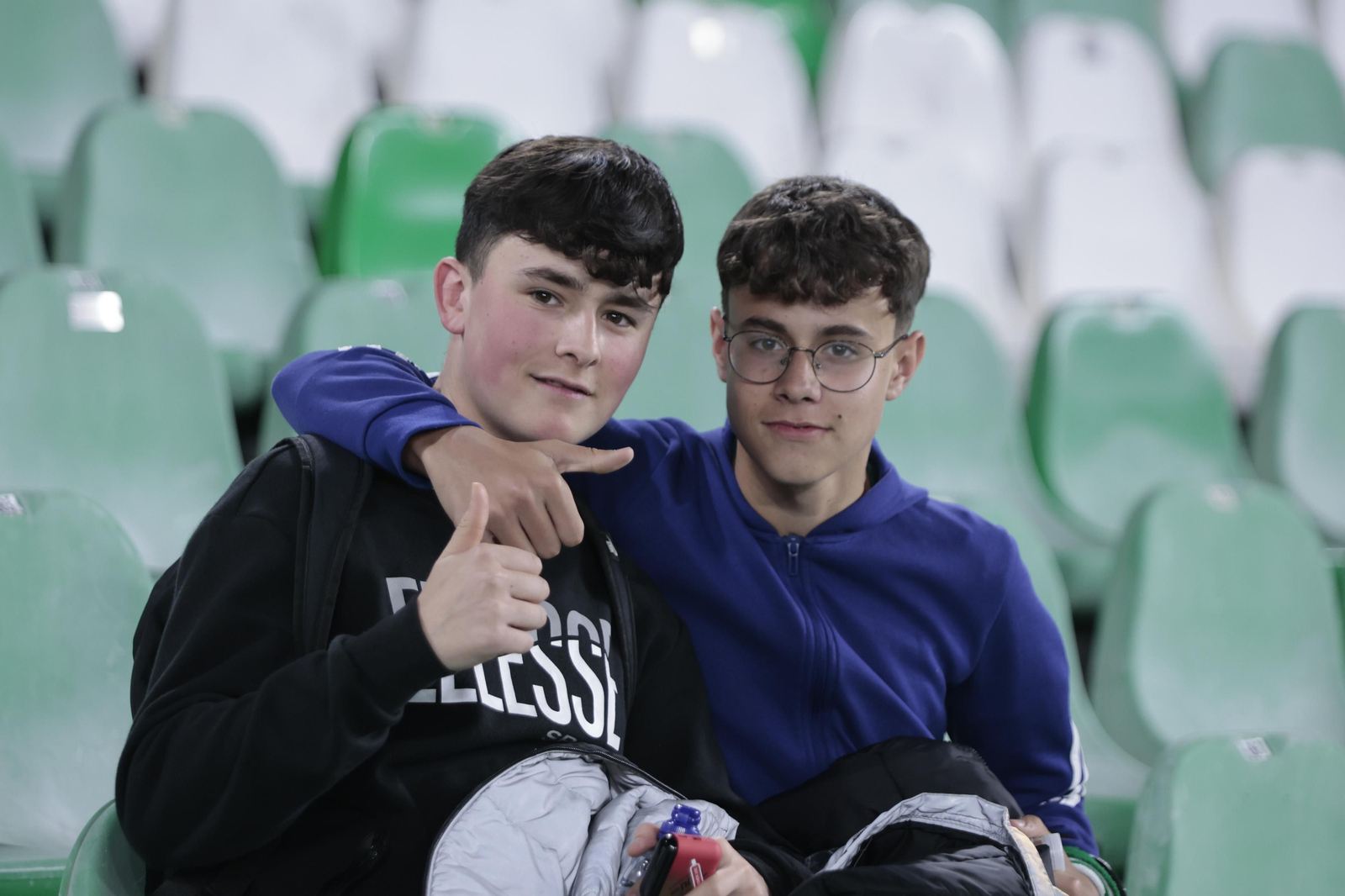 Búscate en las gradas del Villamarín