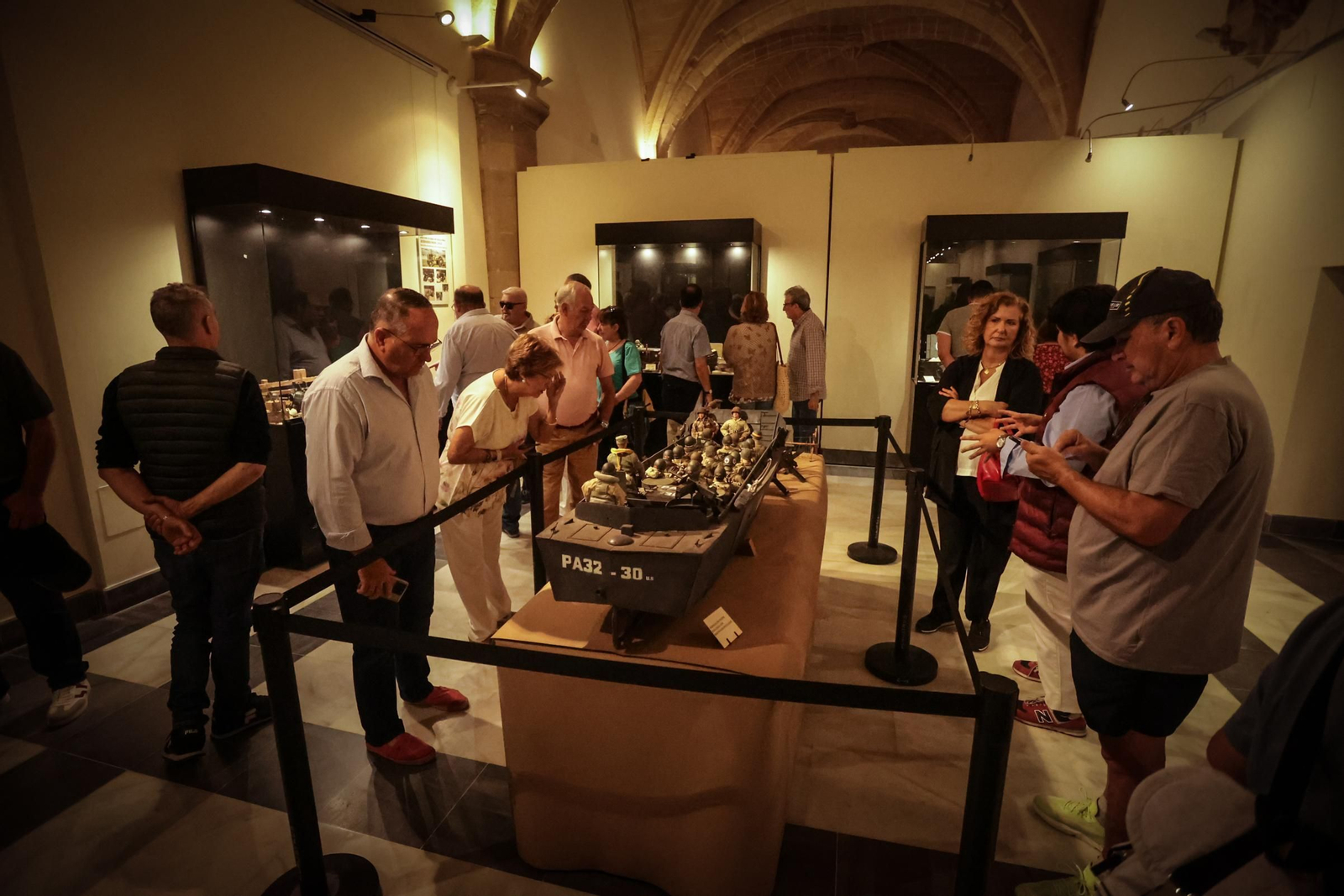 Imágenes de la exposición de maquetas de la II Guerra Mundial en los Claustros de Jerez Imágenes de la exposición de maquetas de la II Guerra Mundial en los Claustros de Jerez