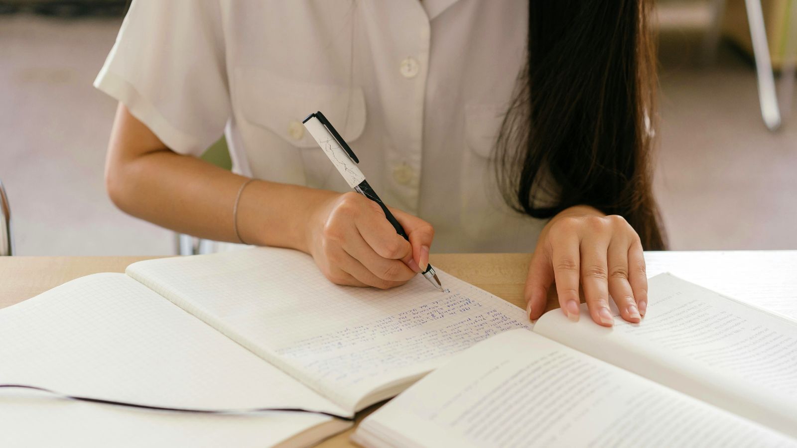 El 20 de junio se celebrarán las pruebas de oposiciones de docentes en Andalucía.