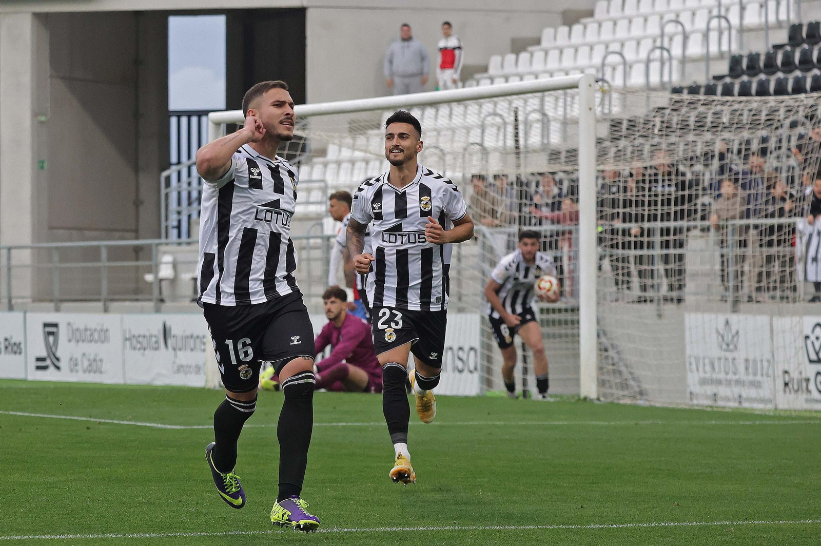 Las mejores fotos del Balona - Estepona de Segunda Federación