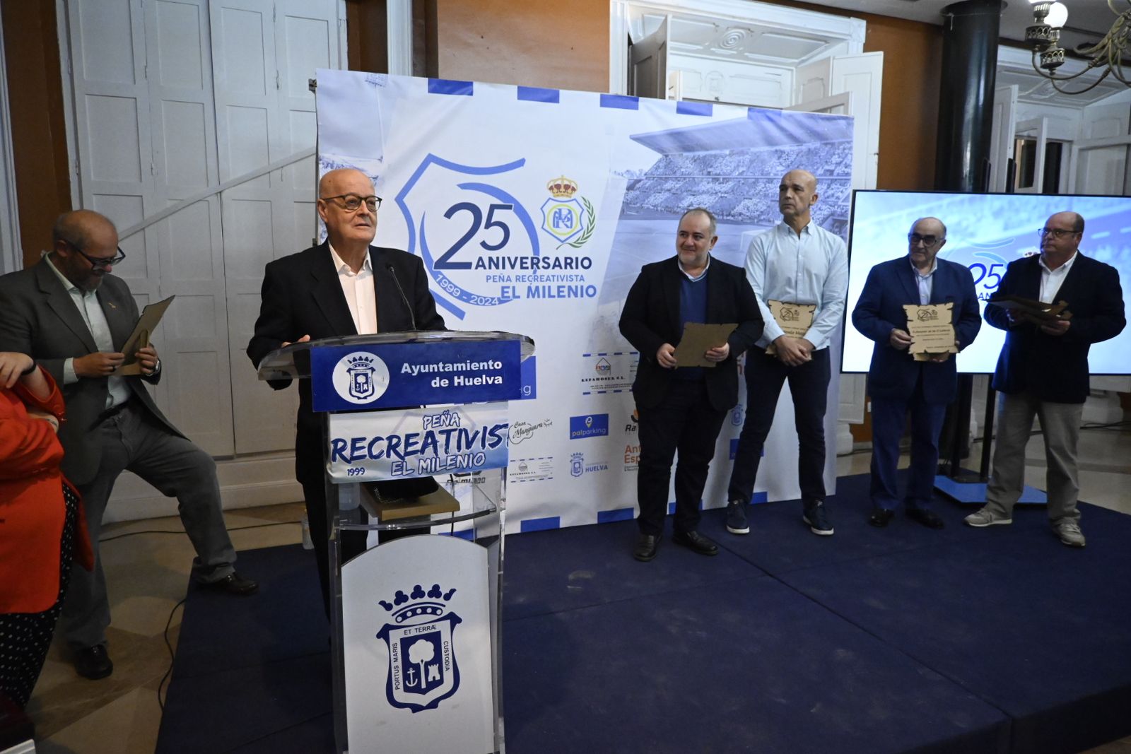 Acto de celebración del 25 aniversario de la Peña Cultural Recreativista 'El Milenio' en imágenes