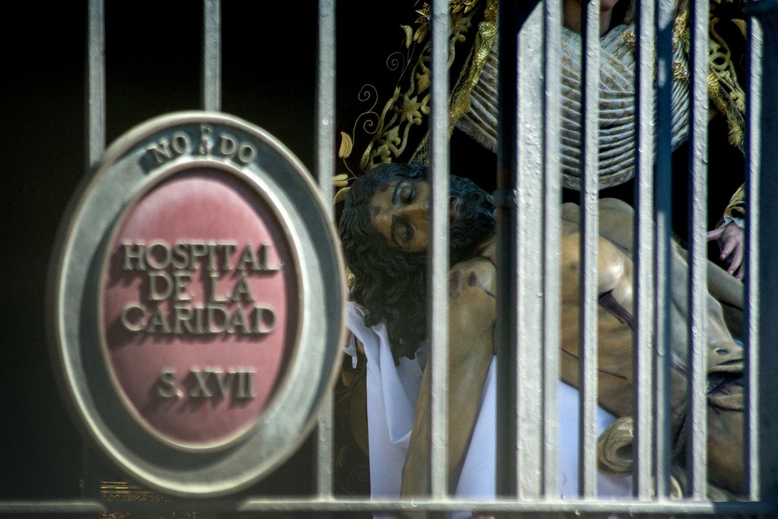 Regreso a su capilla de la Hermandad del Baratillo