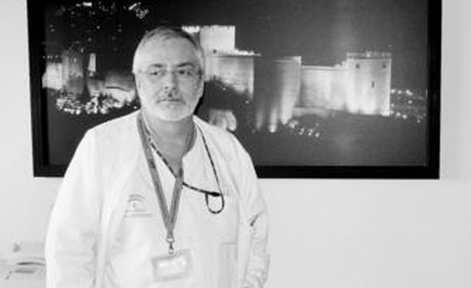 Manuel Ferrer, cirujano bariátrico del Hospital Torrecárdenas.